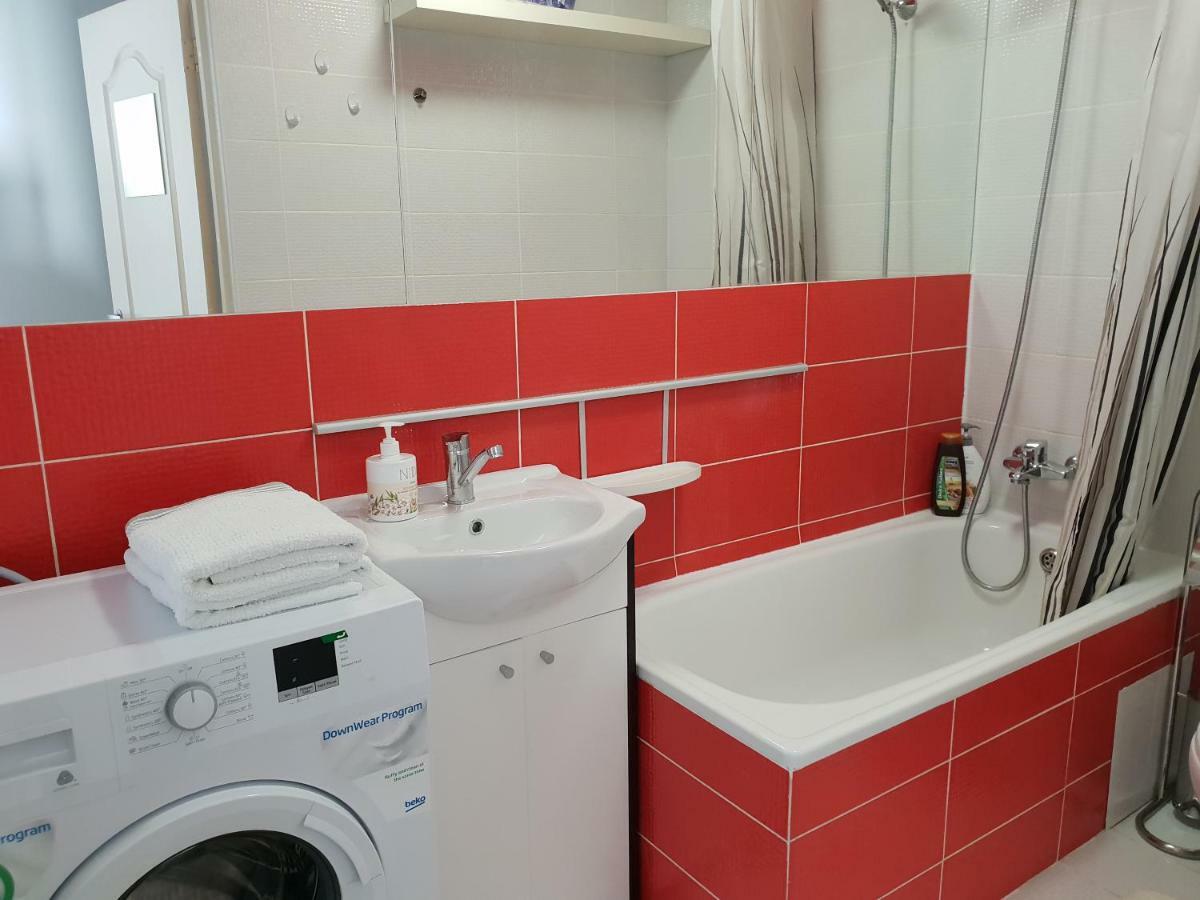 Cozy One Bedroom Apartment In Old Town วิลนีอุส ภายนอก รูปภาพ